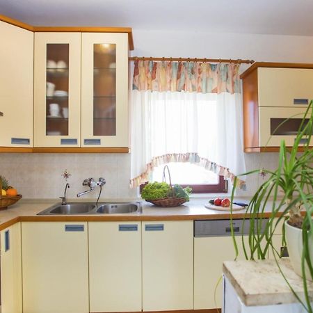 Holiday Home Elvis, Village Kujici Hreljići Exteriér fotografie