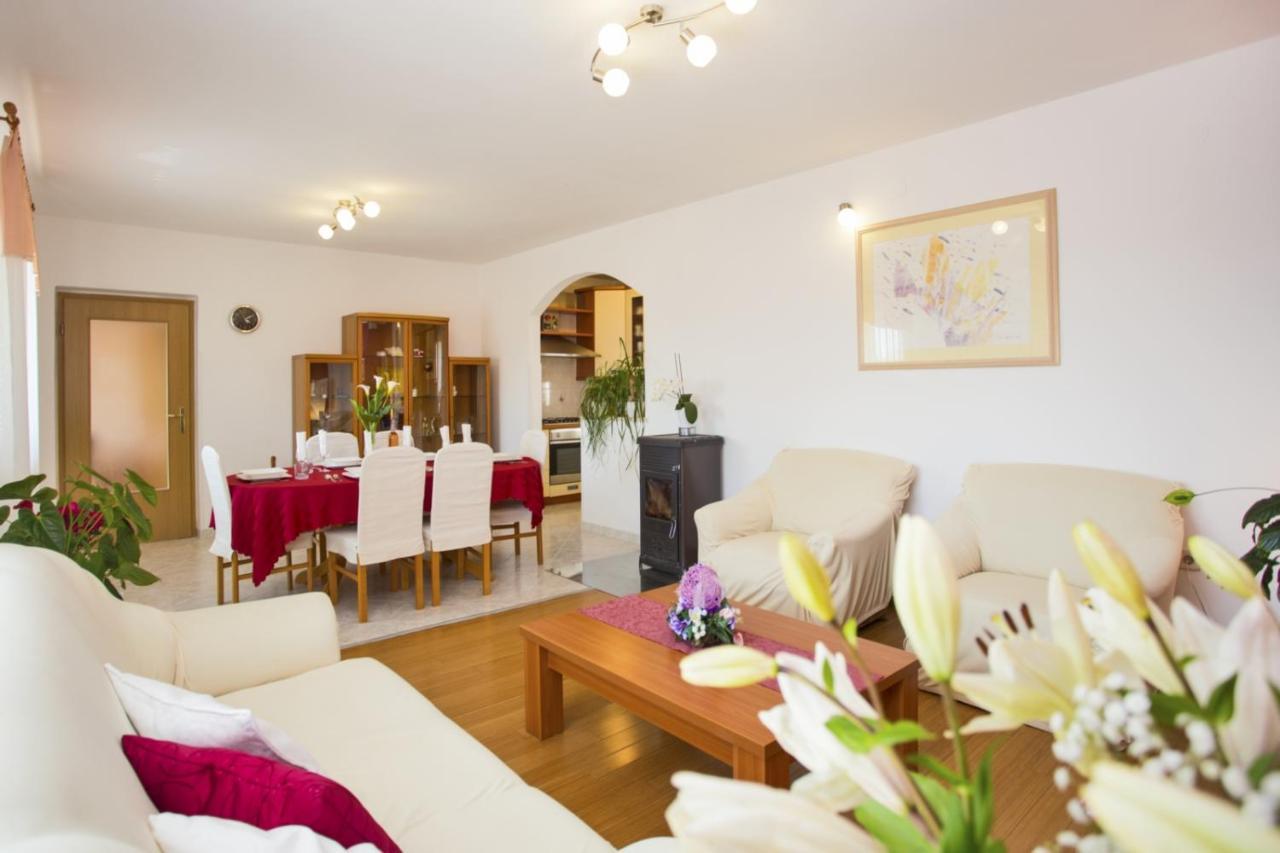 Holiday Home Elvis, Village Kujici Hreljići Exteriér fotografie