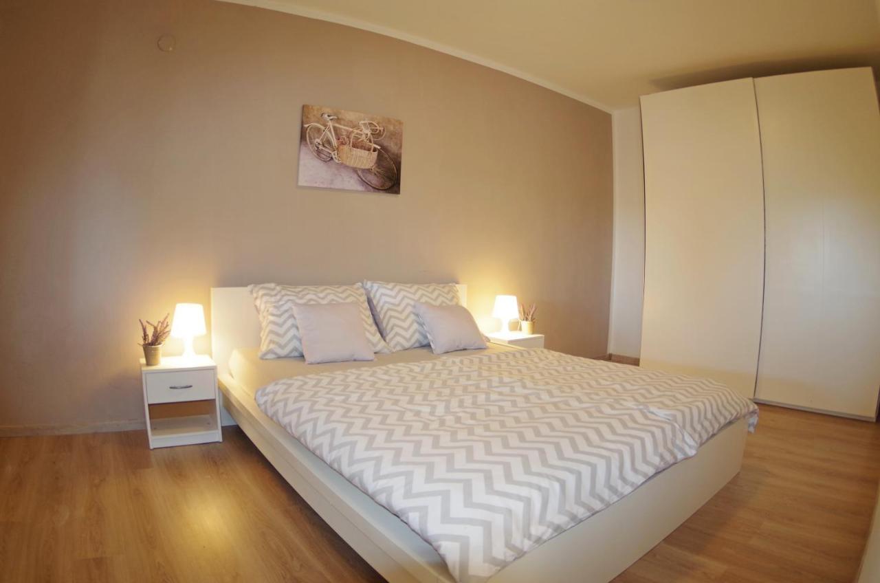 Holiday Home Elvis, Village Kujici Hreljići Exteriér fotografie