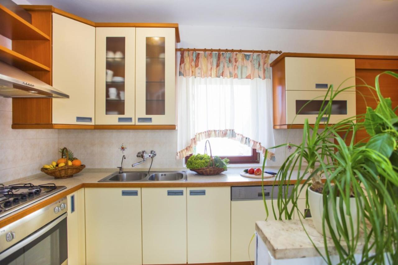 Holiday Home Elvis, Village Kujici Hreljići Exteriér fotografie