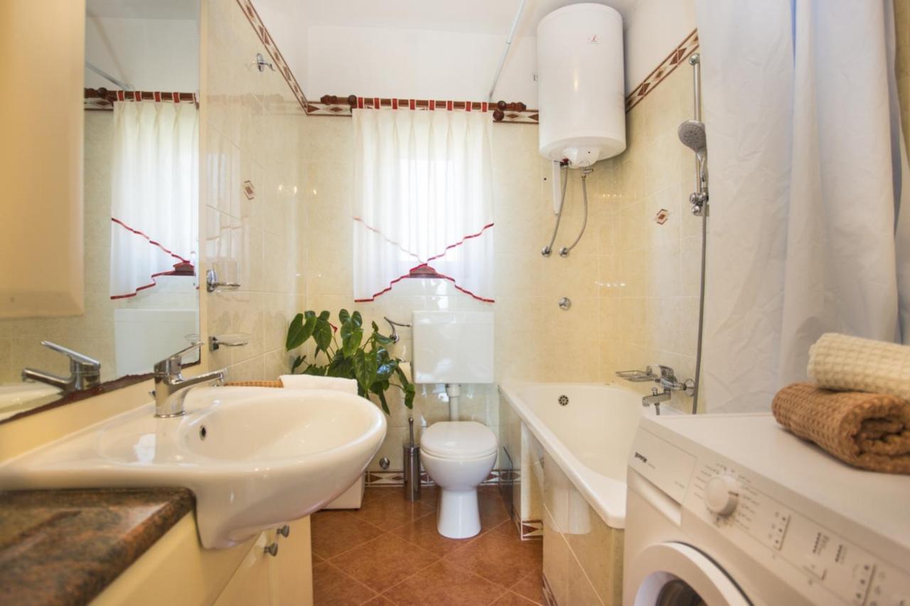 Holiday Home Elvis, Village Kujici Hreljići Exteriér fotografie